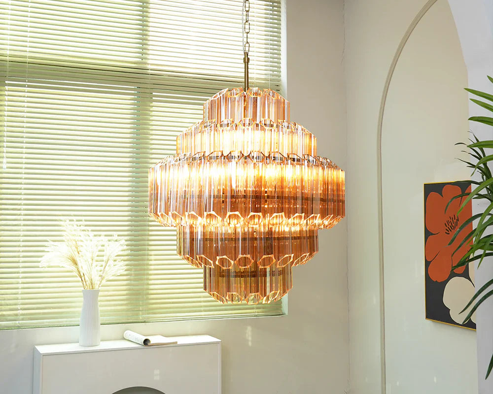 Why Blown Glass Chandeliers Are Taking Over the UK’s Interior Scene